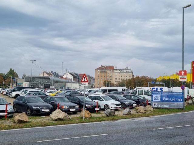 Kingsize Central Station Residence Wenen Buitenkant foto